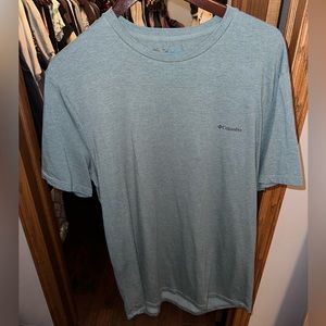 Never worn Columbia shirt
